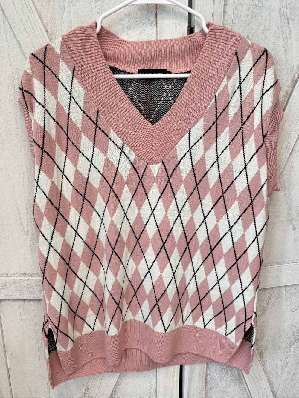 Pretty Little Things Argyle Vest Women’s Small Pink Preppy Collegiate